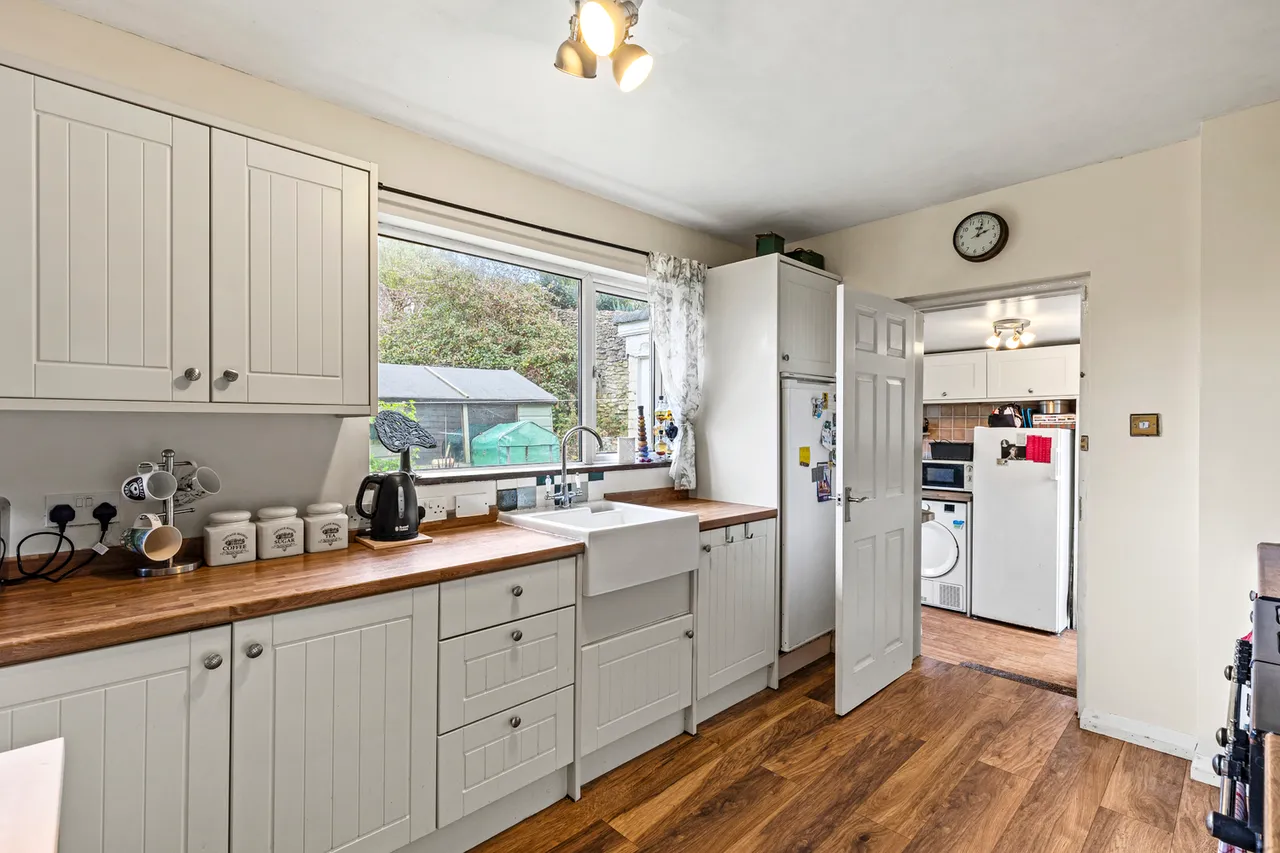 Palmwydd, Ogmore-by-Sea, Bridgend, CF32, photo 5
