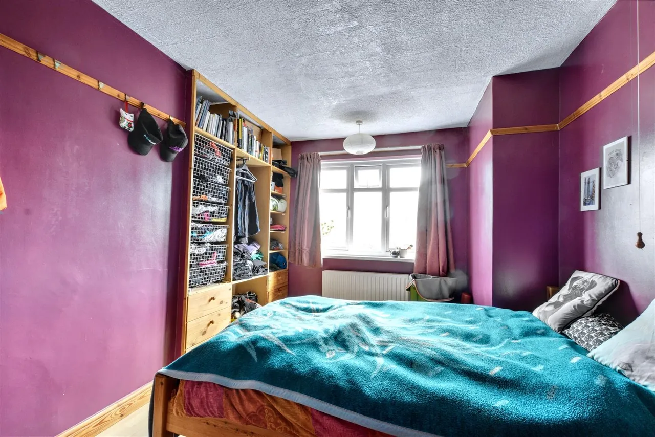 East Crescent, Beeston Rylands, NG9, photo 9