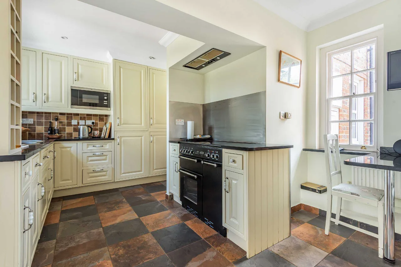 Coppice Walk, Totteridge, London, N20 8DA, photo 4