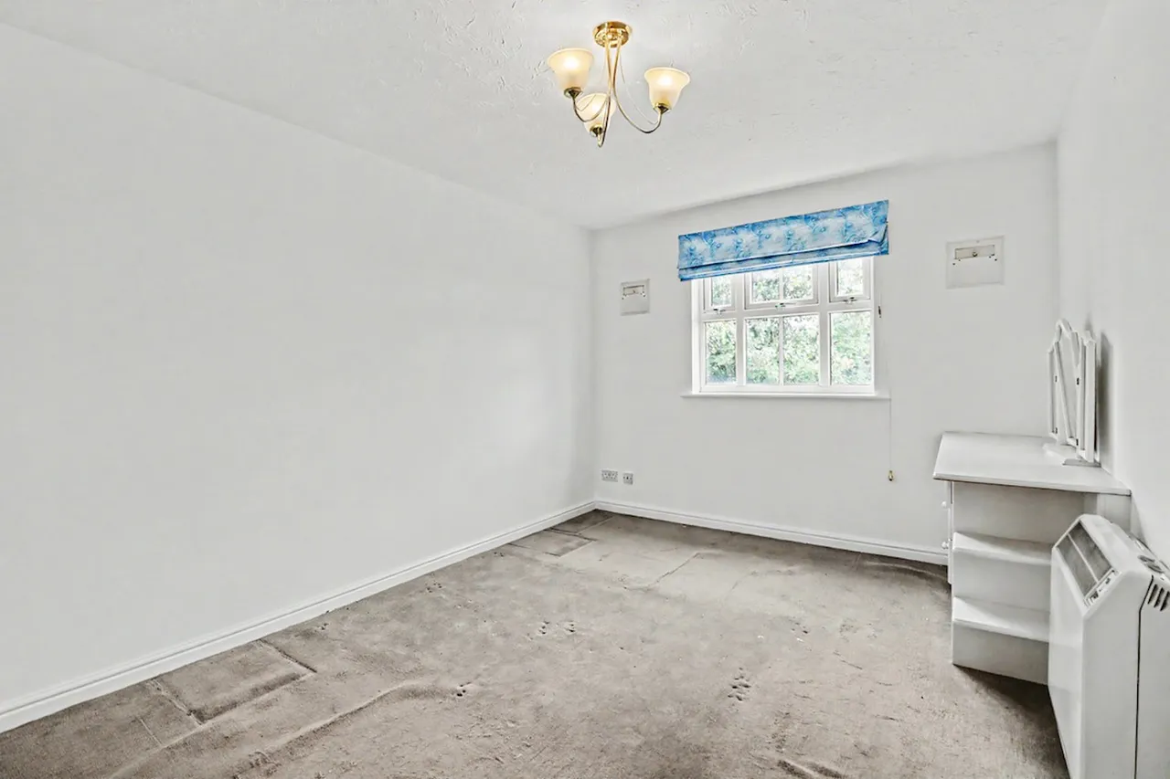 Hyacinth Close, Ilford, IG1, photo 4