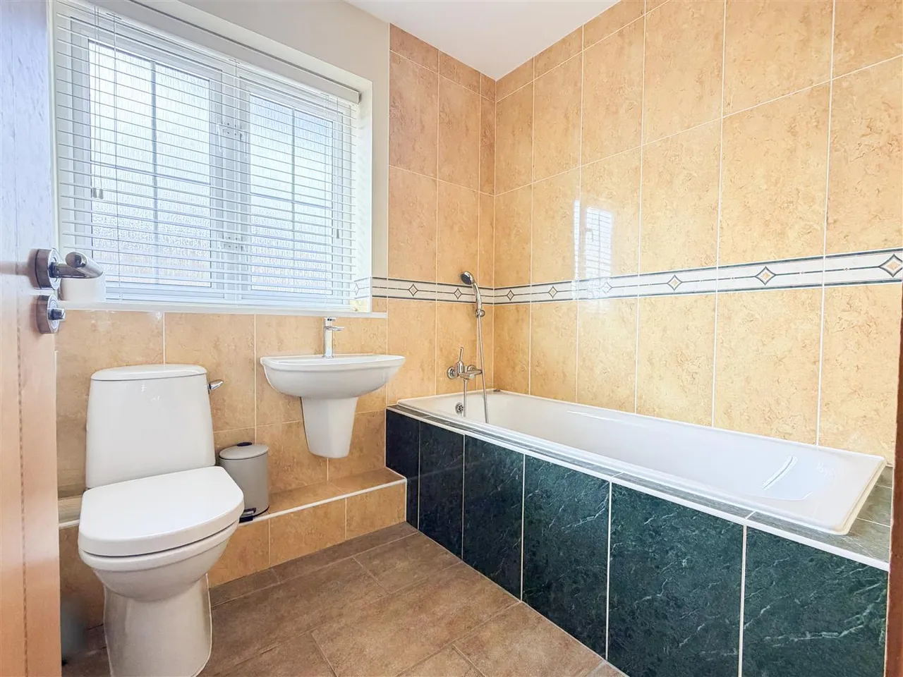 Belvedere, Eastbourne, BN23 5NJ, photo 16