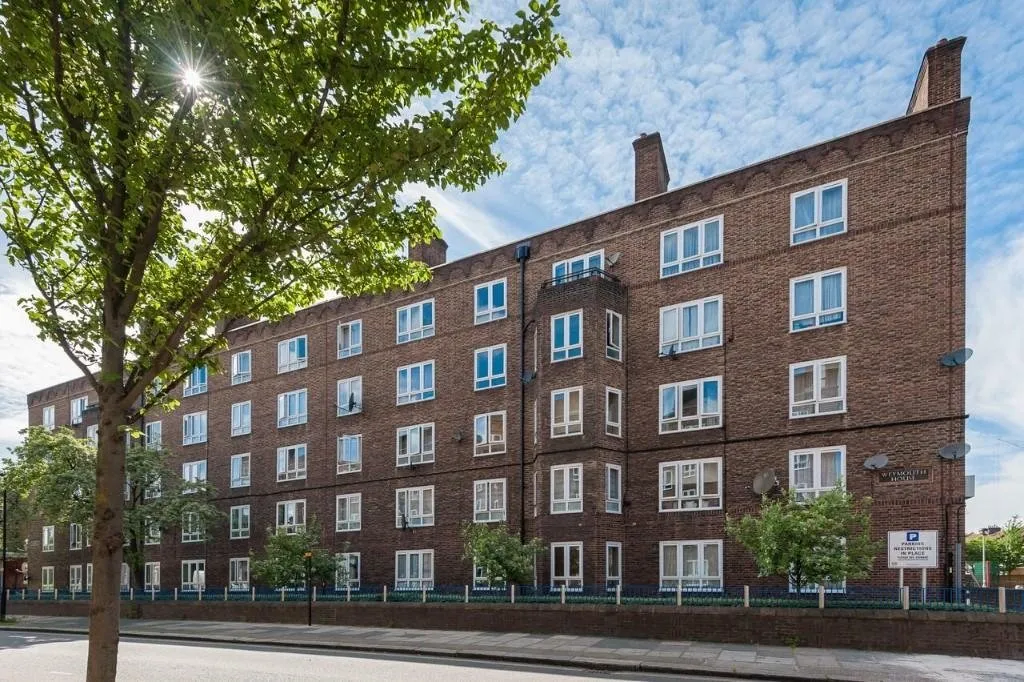 3 bed flat to rent, Bolney Street, London, SW8