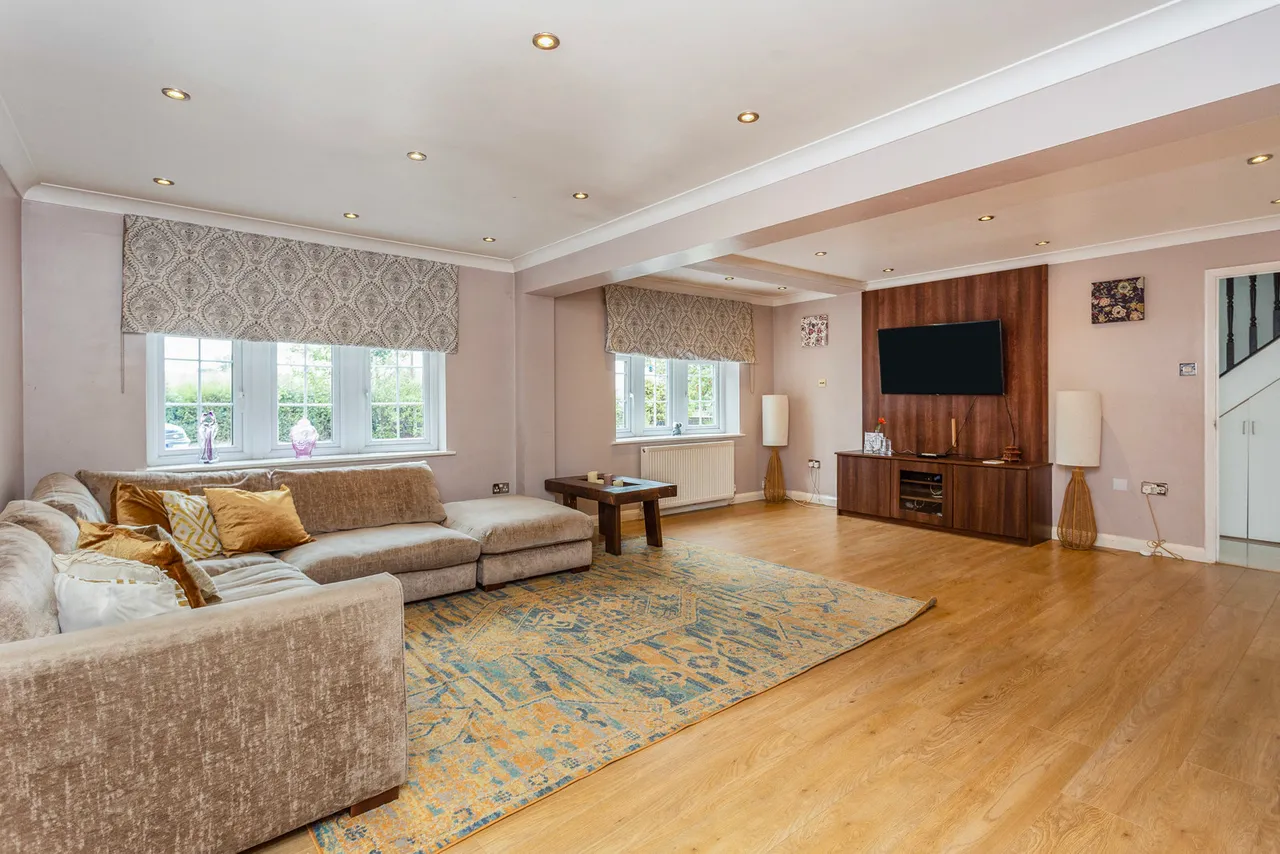 Swakeleys Road, Ickenham Fees Apply, UB10, photo 19