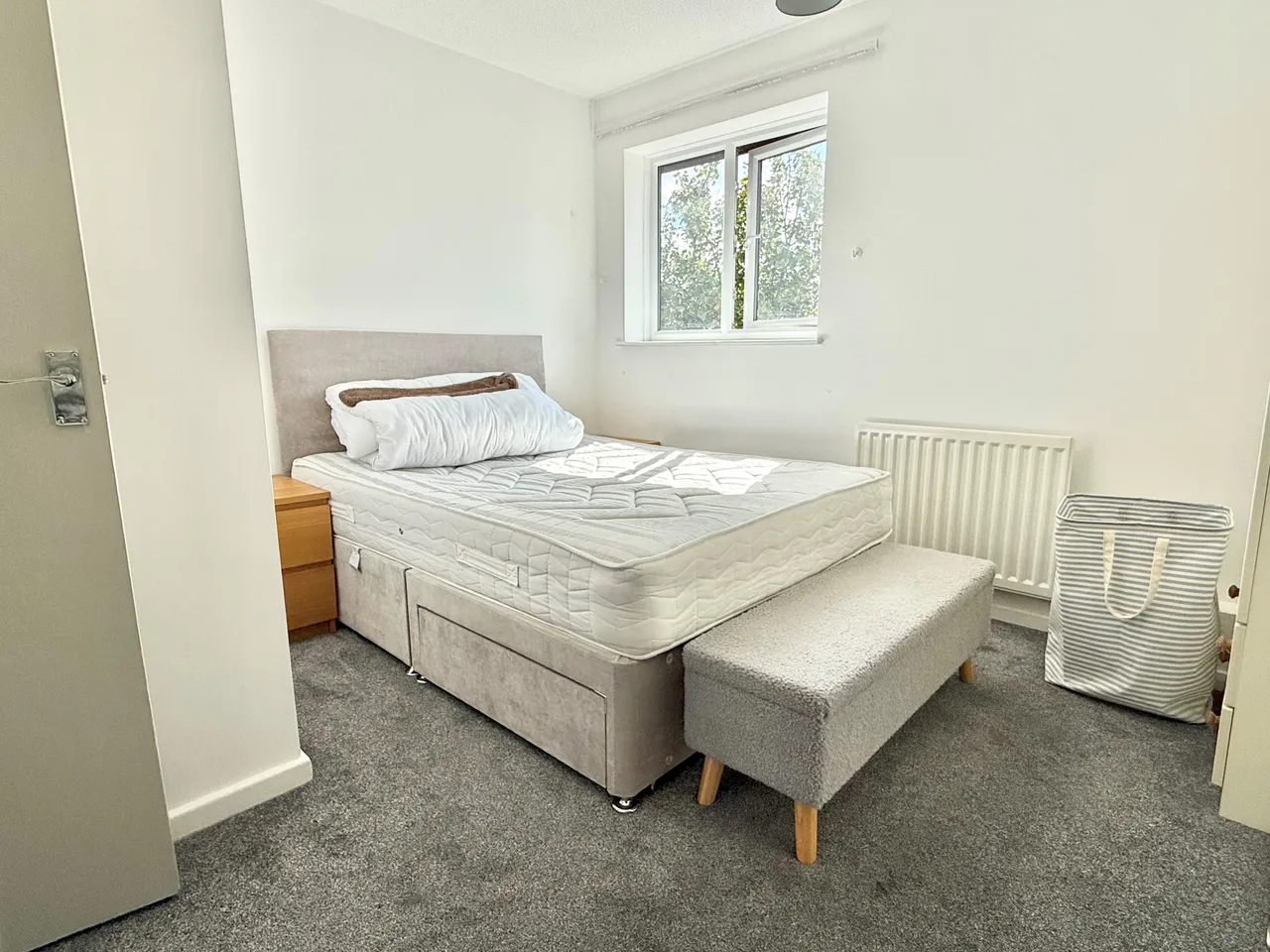 Royal Oak Close, Biggleswade, SG18, photo 4
