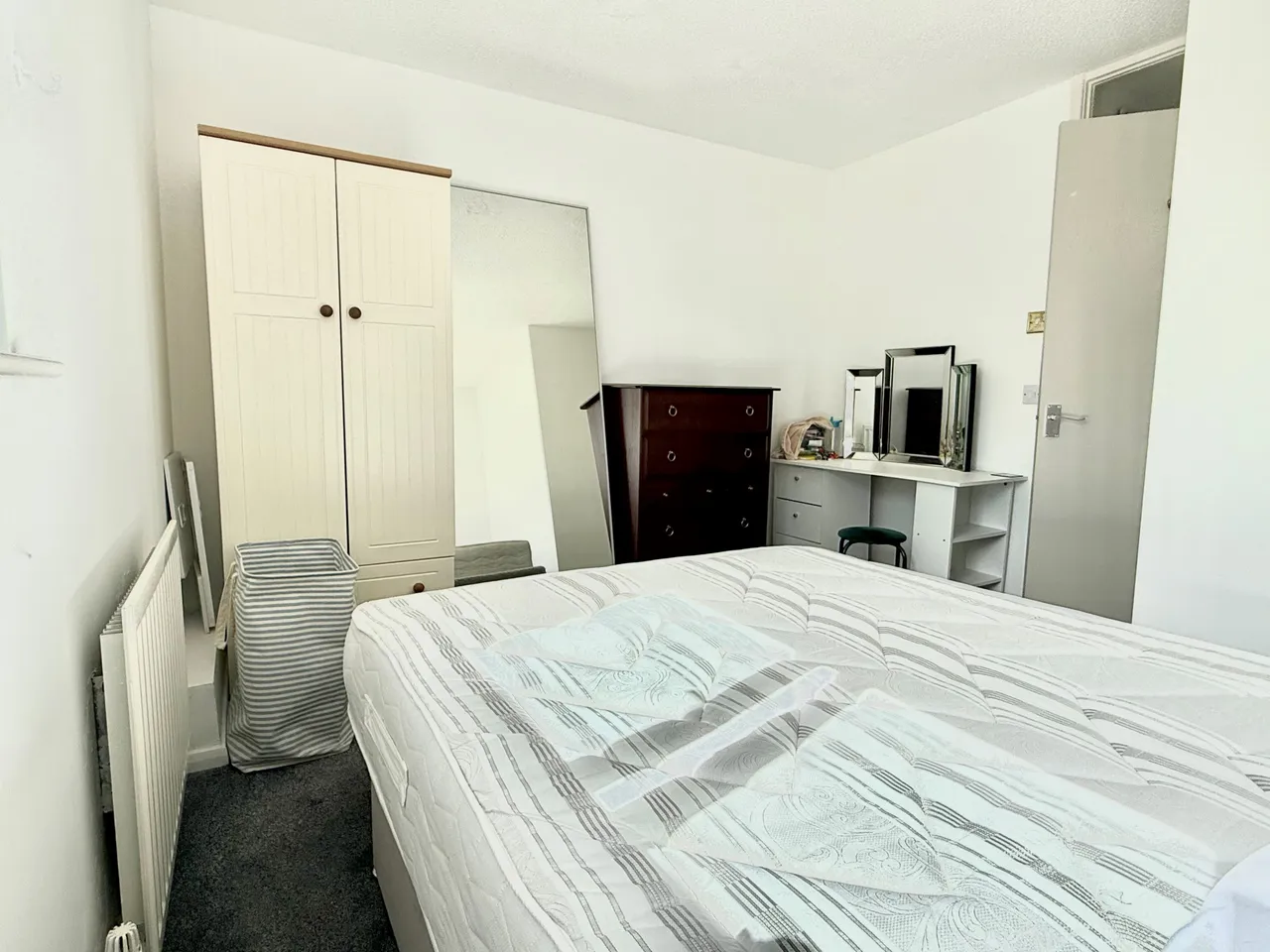 Royal Oak Close, Biggleswade, SG18, photo 5