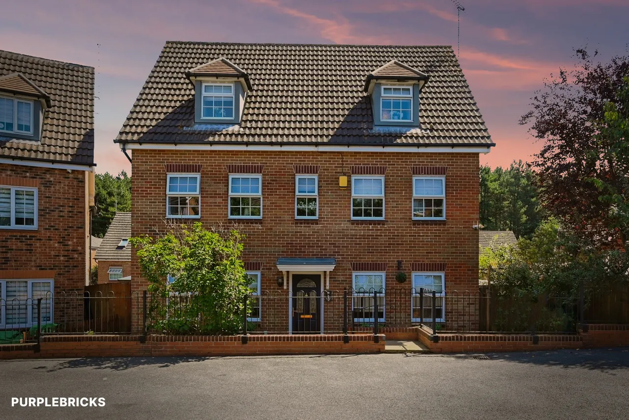 5 bed house for sale — Dodsley Way, Clipstone Village, Mansfield