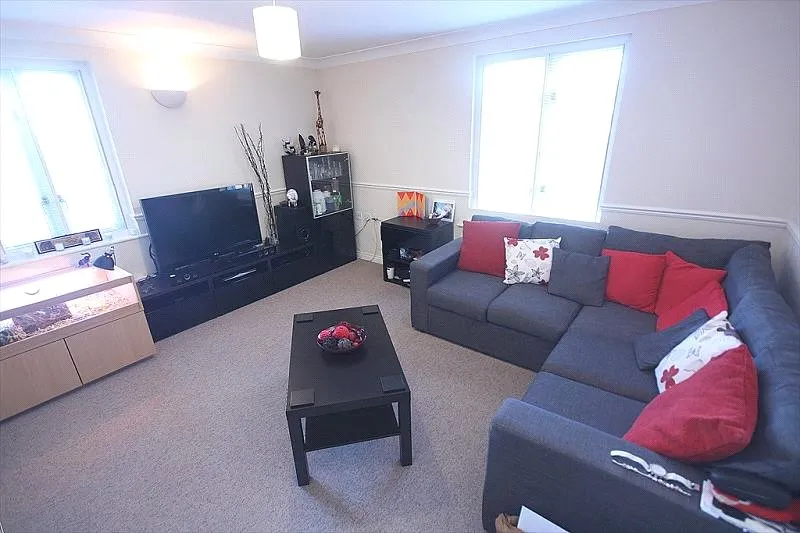 Warwick Court, 22 Bournemouth Road, Poole, Dorset, BH14, photo 4