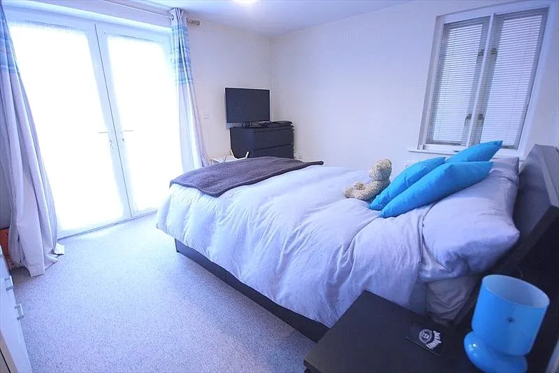 Warwick Court, 22 Bournemouth Road, Poole, Dorset, BH14, photo 6