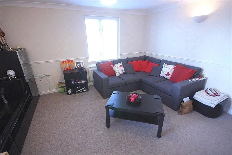 Warwick Court, 22 Bournemouth Road, Poole, Dorset, BH14, photo 5