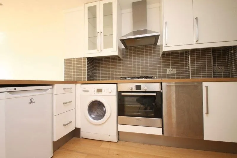 Holloway Road, London N7 8DD, photo 2