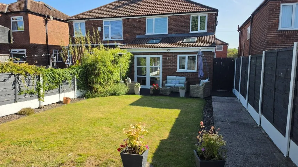 Avonlea Road, Droylsden, M43, photo 14