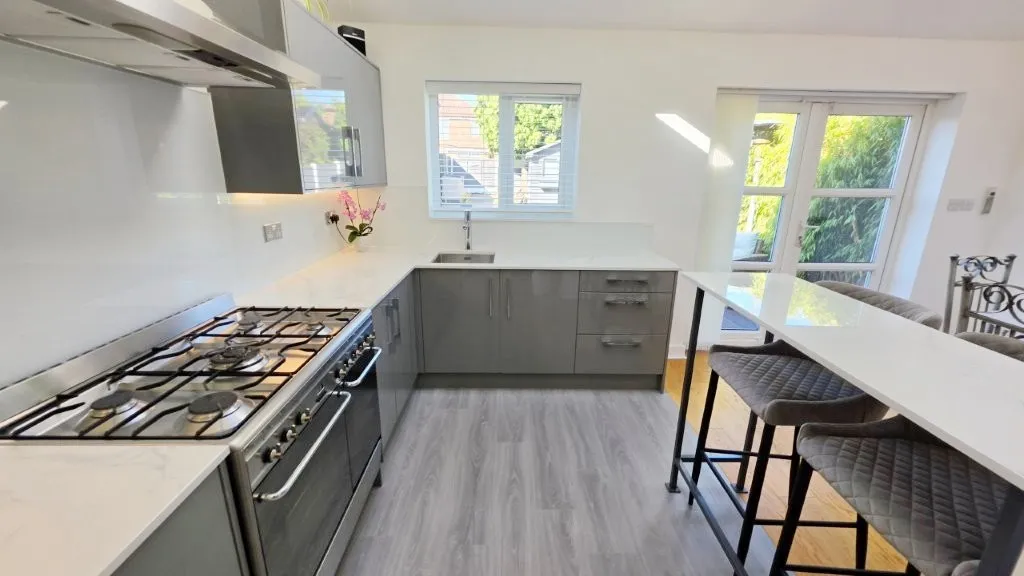 Avonlea Road, Droylsden, M43, photo 9