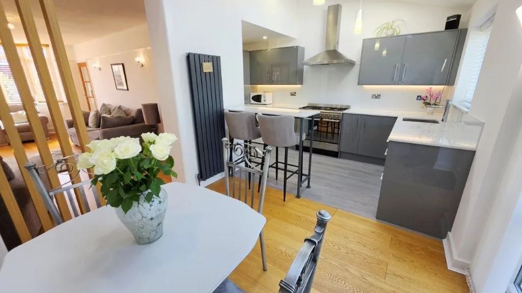 Avonlea Road, Droylsden, M43, photo 7