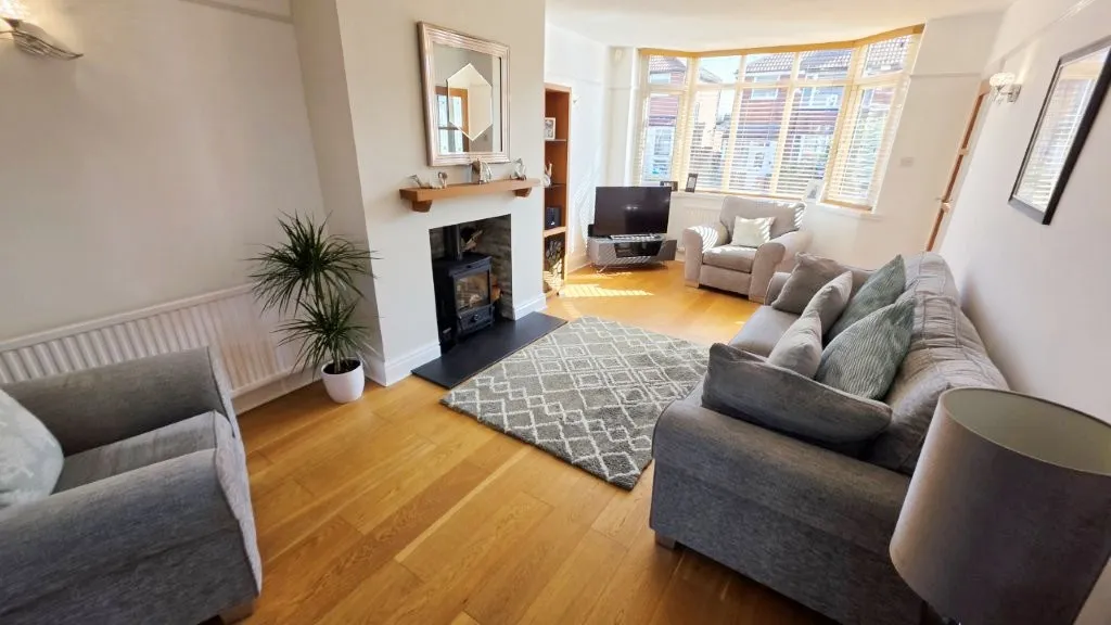 Avonlea Road, Droylsden, M43, photo 6