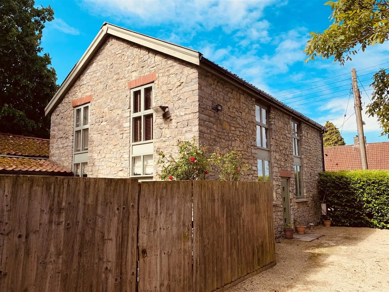3 bed house for sale — The Causeway Woolavington, Bridgwater TA7 8DN