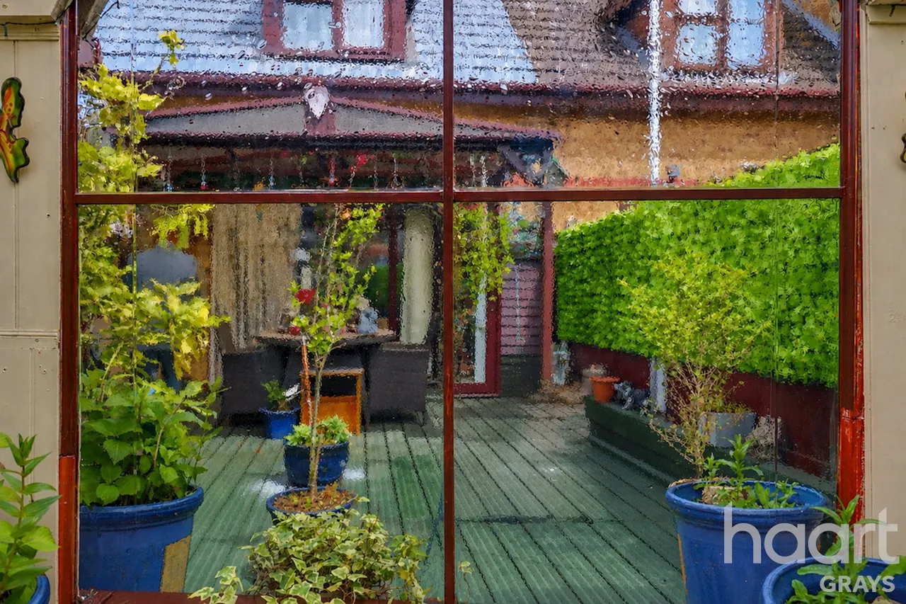 College Road, Grays, RM17, photo 14
