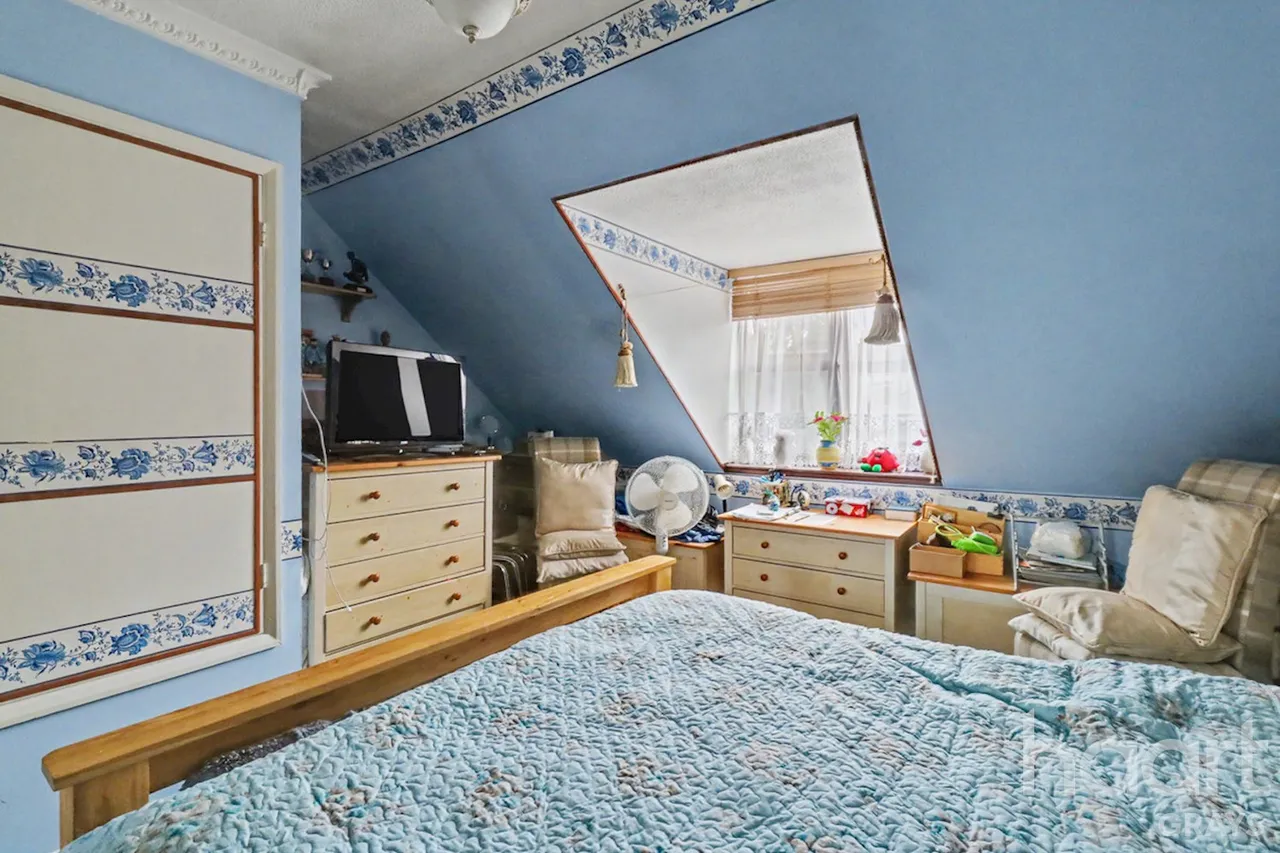 College Road, Grays, RM17, photo 8