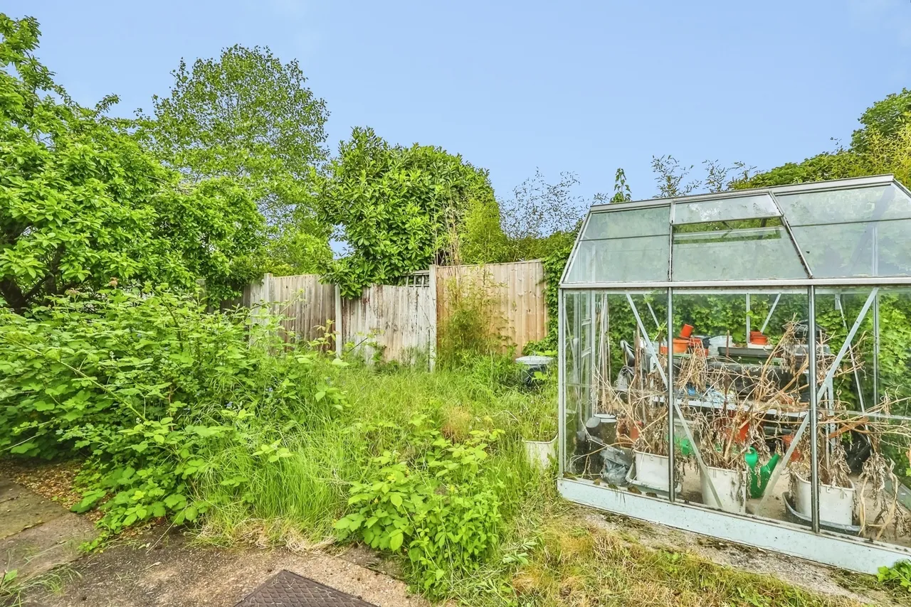 Stanthorne Close, Silverdale, Nottingham, NG11, photo 14