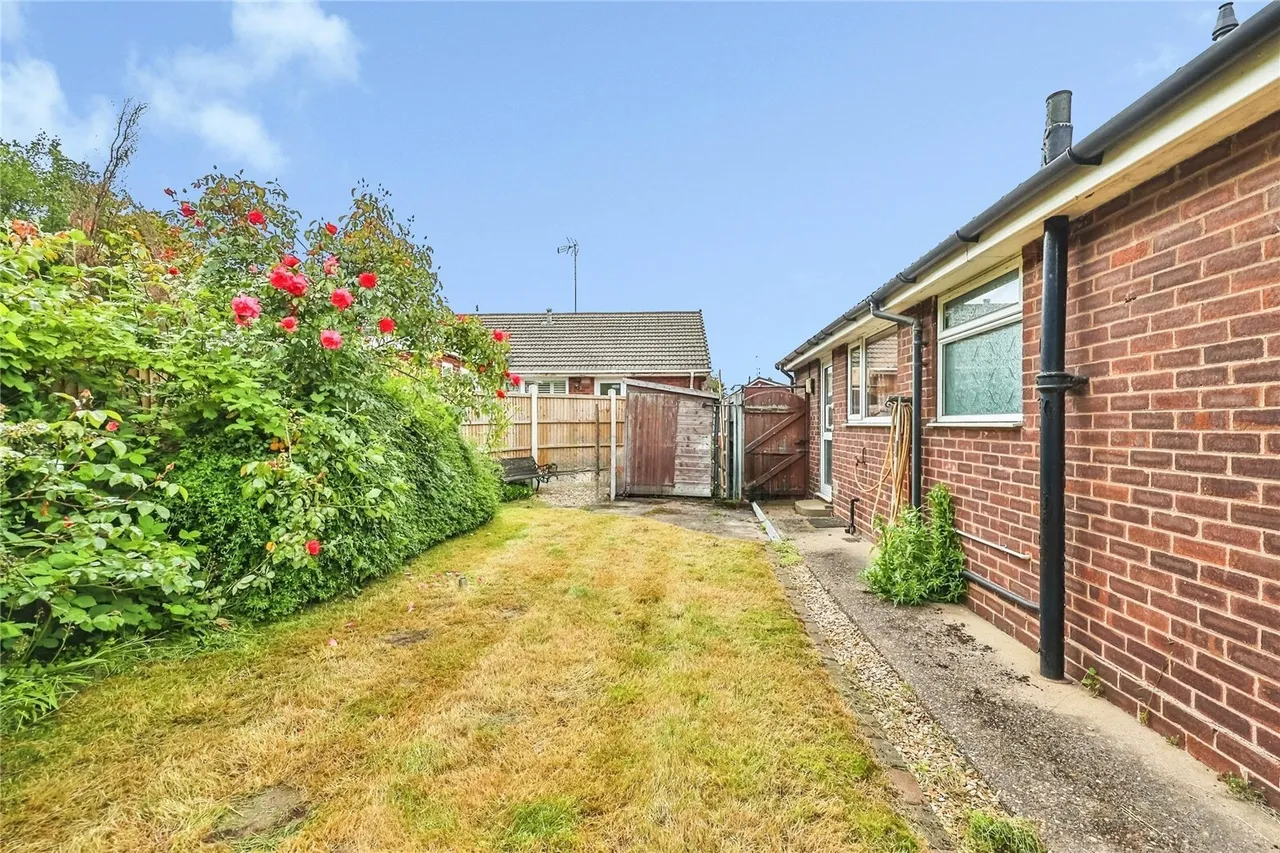 Stanthorne Close, Silverdale, Nottingham, NG11, photo 17