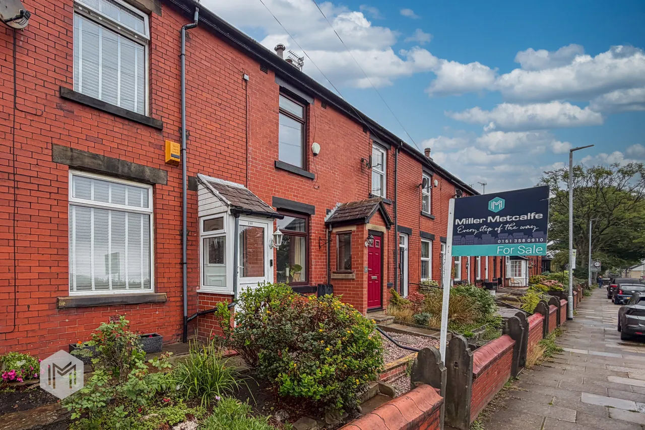 Bolton Road, Hawkshaw, Bury, BL8 4JN, photo 24
