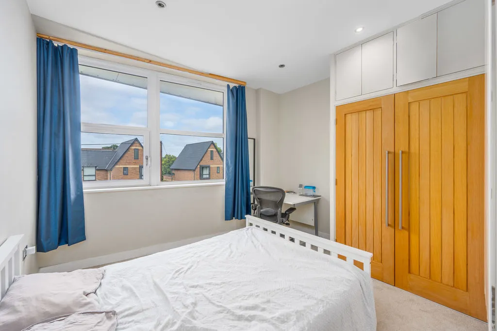 Furlong Road, Bourne End, SL8, photo 8