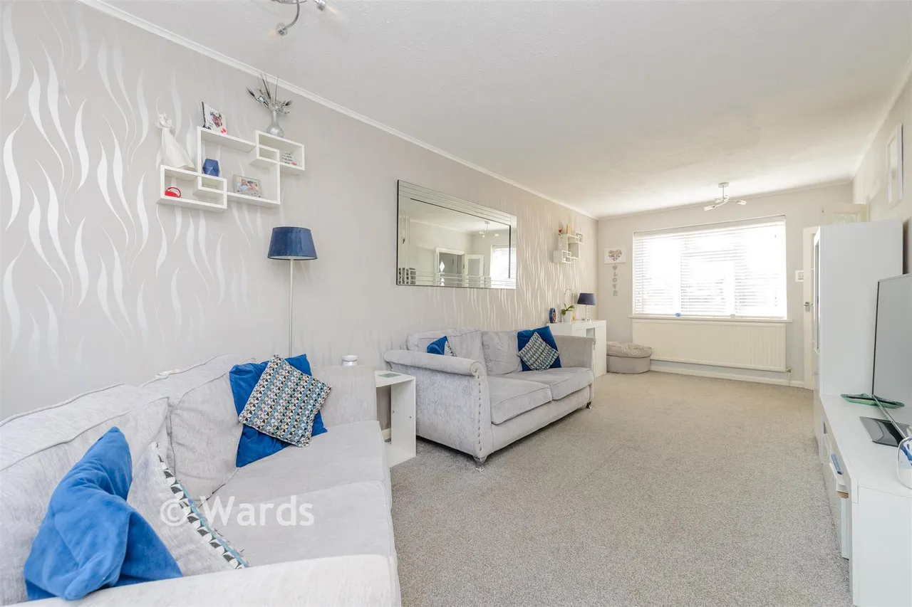 Coniston Close, Erith, DA8, photo 4