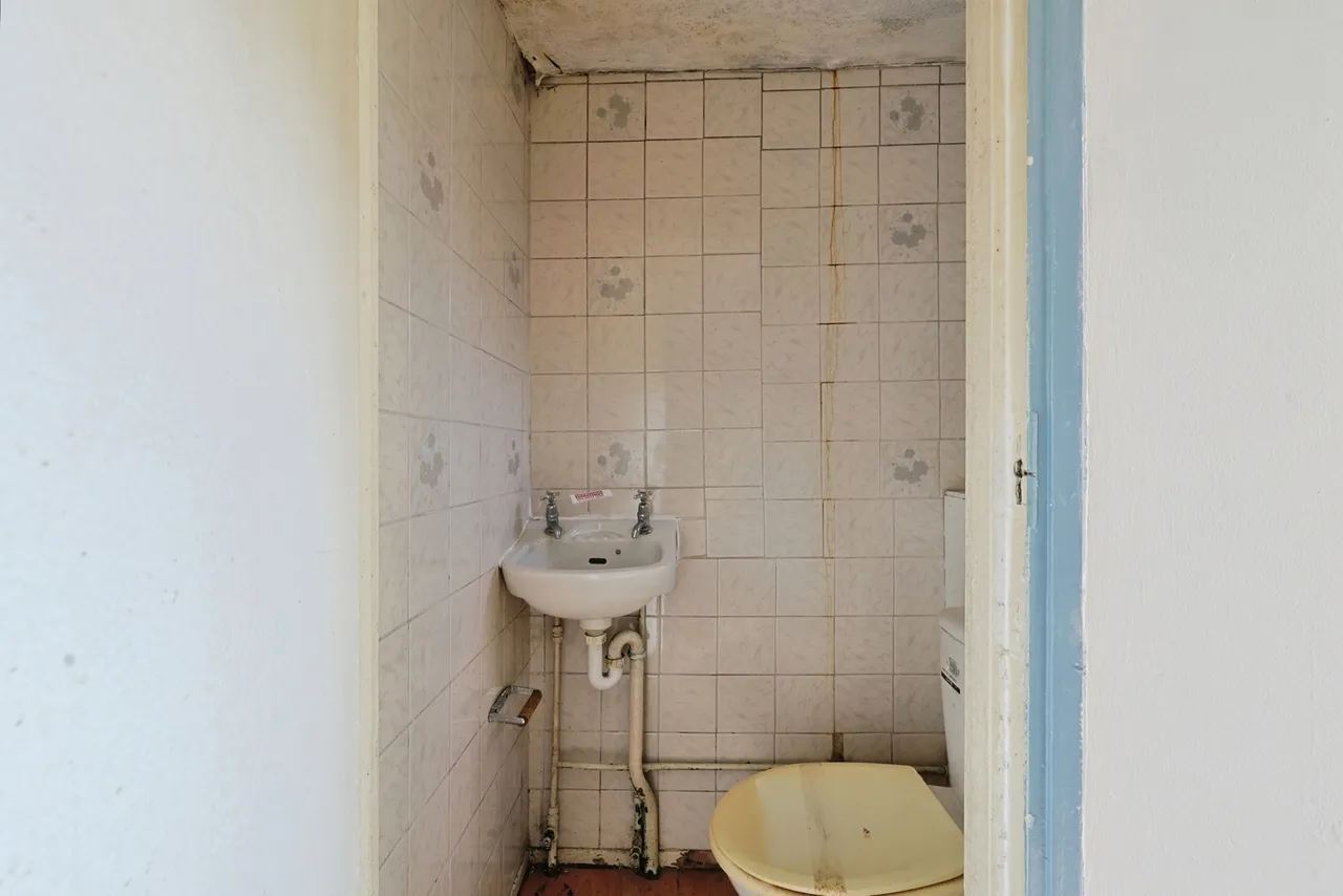 Meadow Road, London, SW8, photo 11