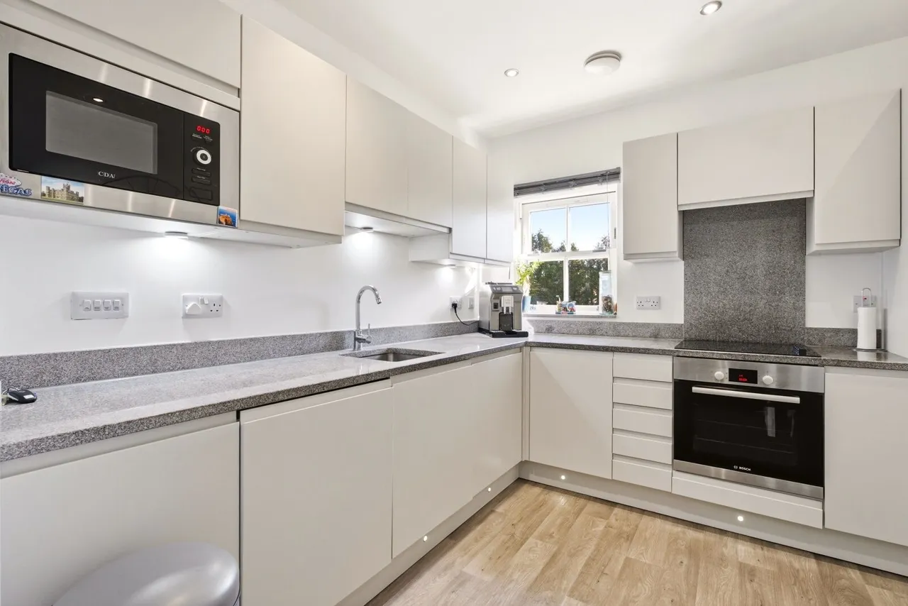 High Street, Sandridge, AL4, photo 6