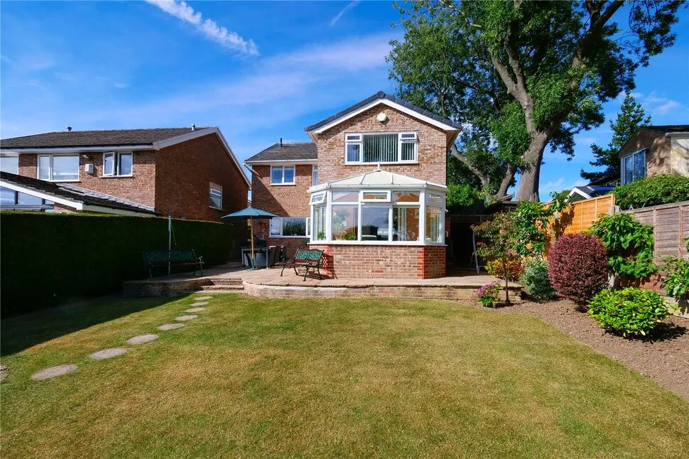 Glen Rise, Baildon, West Yorkshire, BD17, photo 11