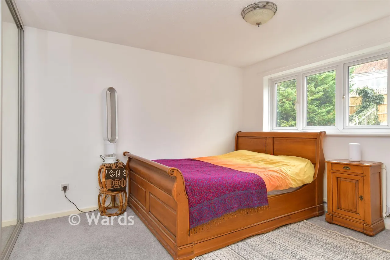 Pine Grove, Hempstead, ME7, photo 6