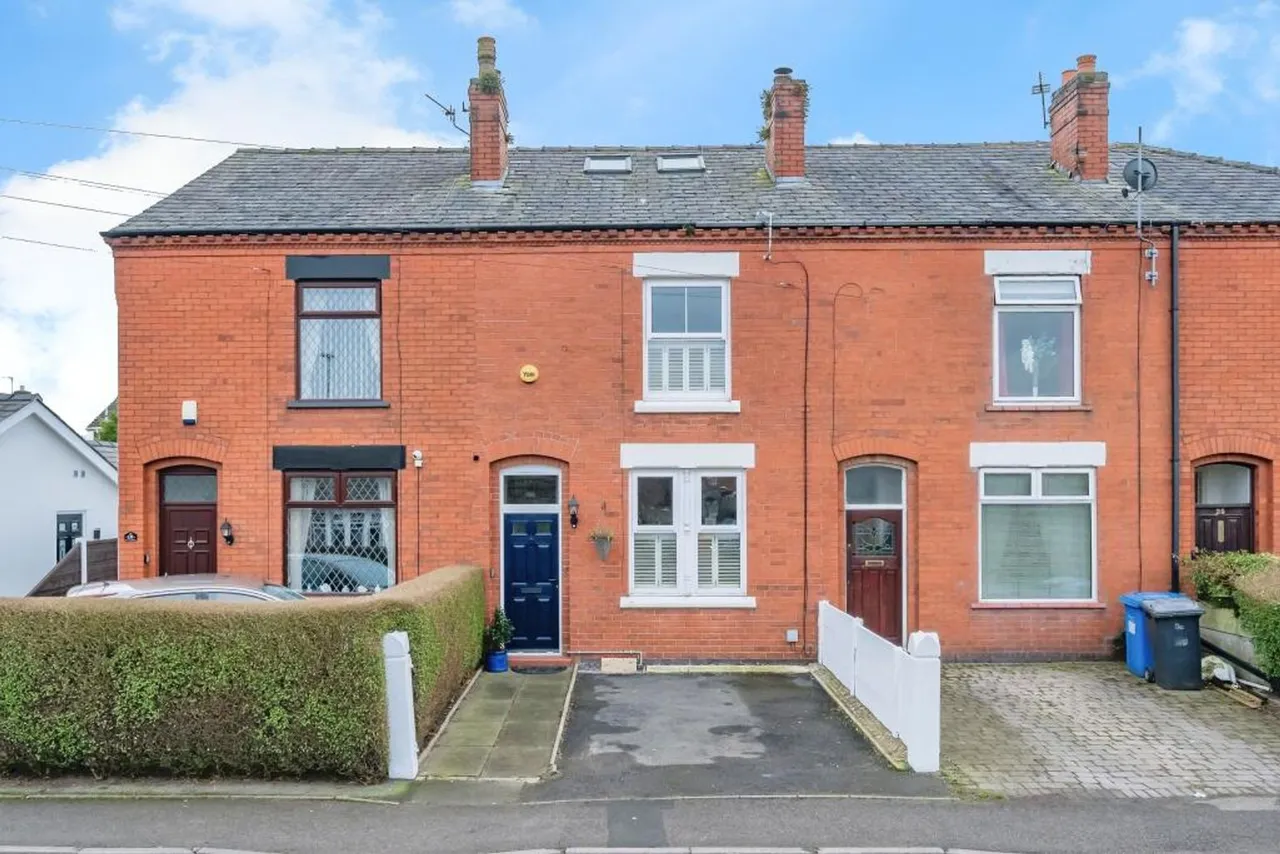 Wigshaw Lane, Culcheth, Warrington, Warrington, WA3 4LX, photo 5