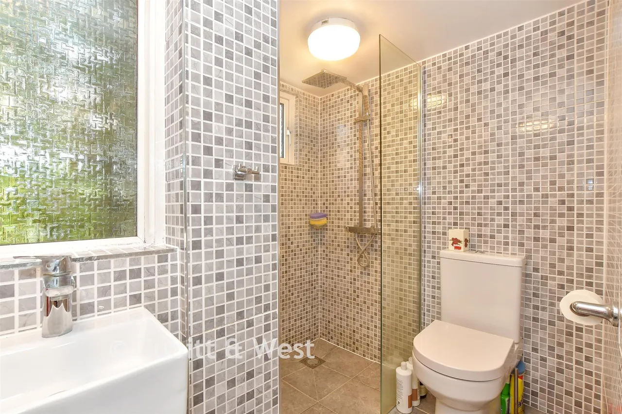Parklands Avenue, Bognor Regis, PO21, photo 11