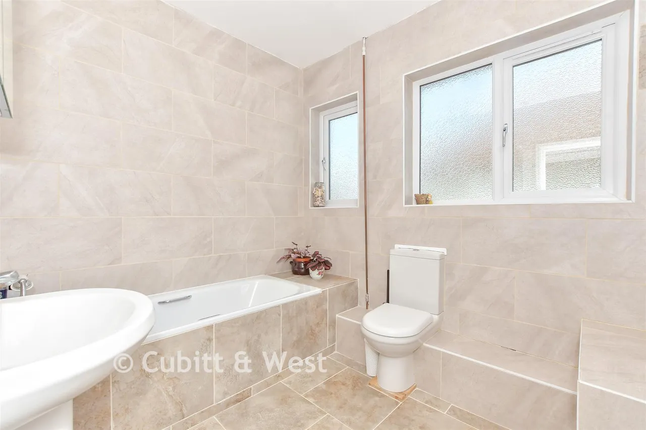 Parklands Avenue, Bognor Regis, PO21, photo 10