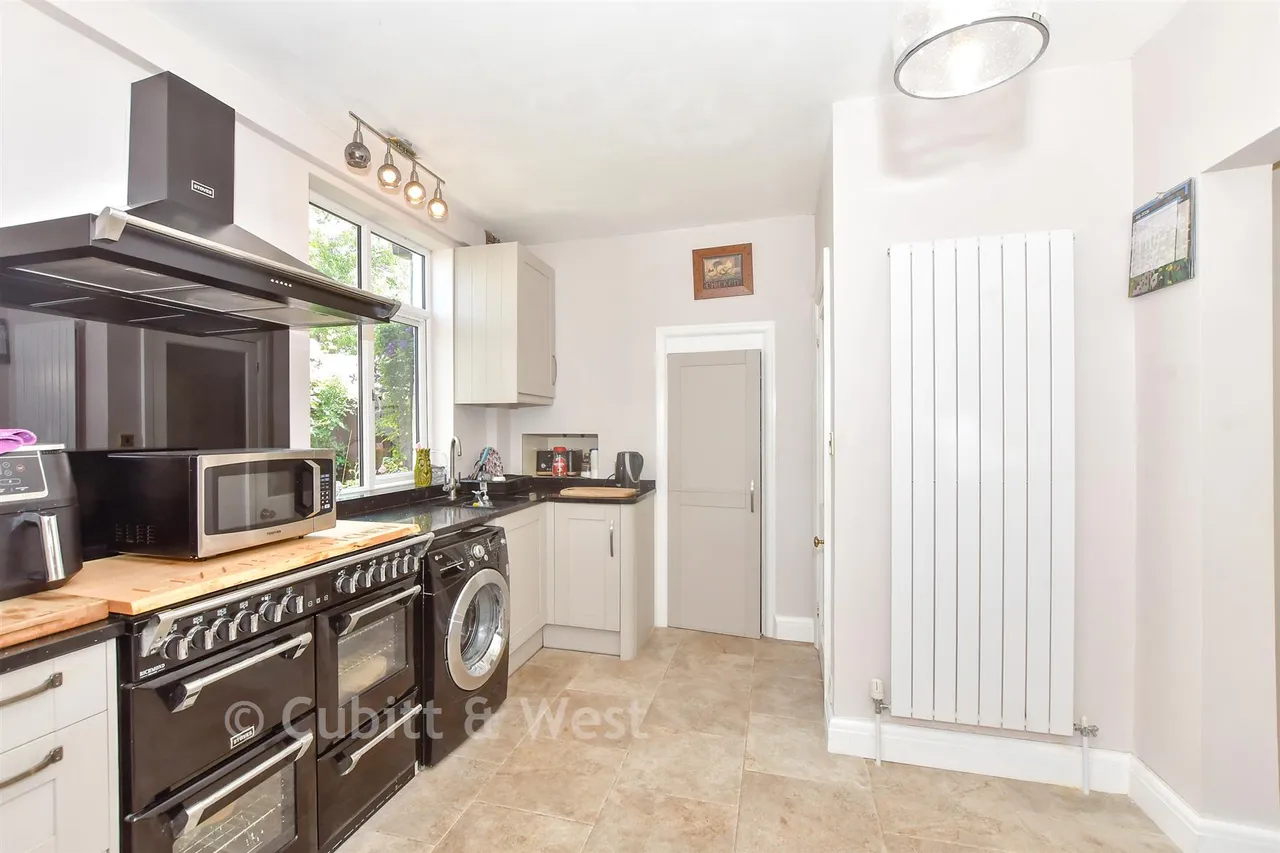 Parklands Avenue, Bognor Regis, PO21, photo 6