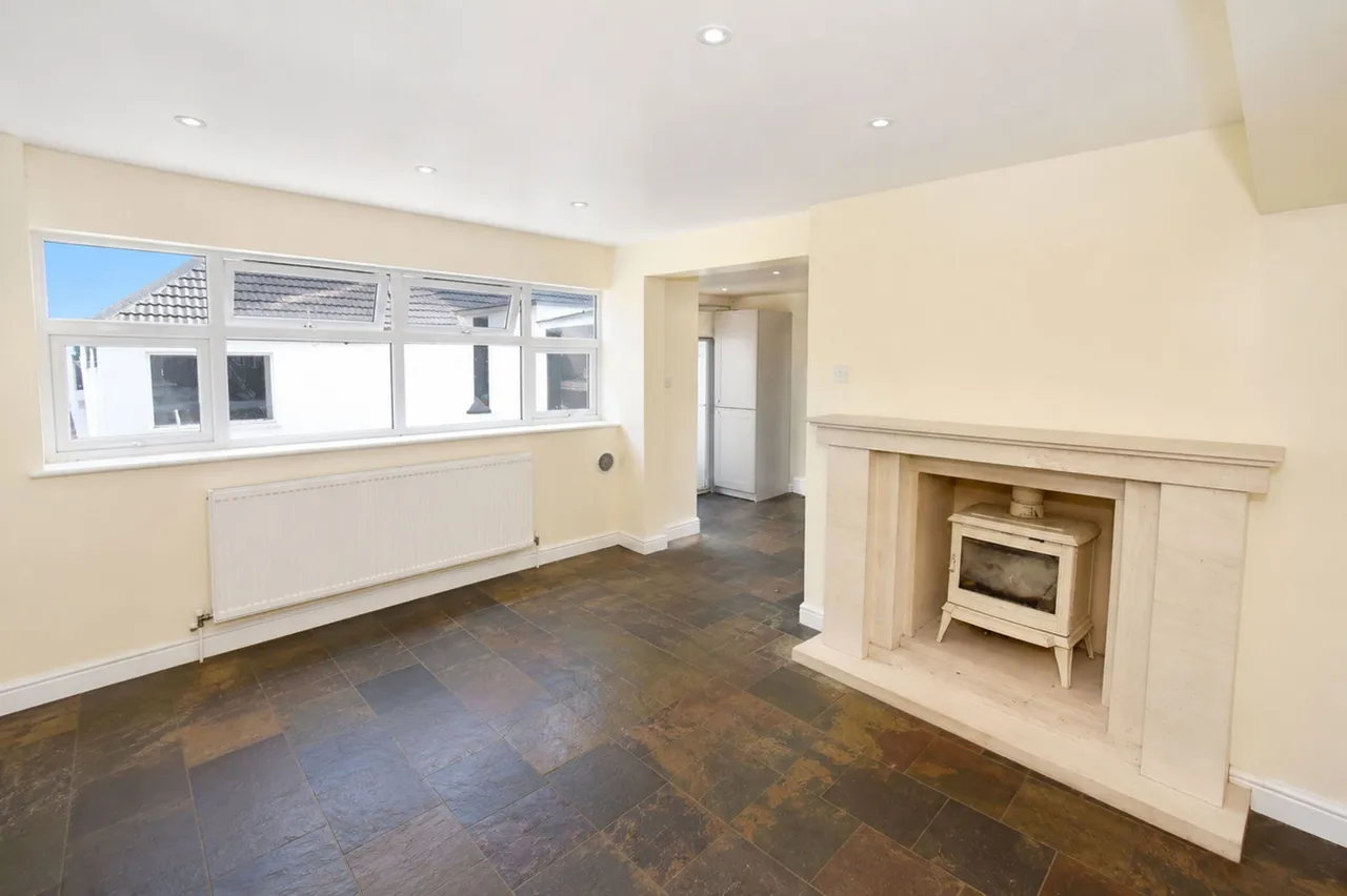 Larch Road, Kingswinford, DY6, photo 9