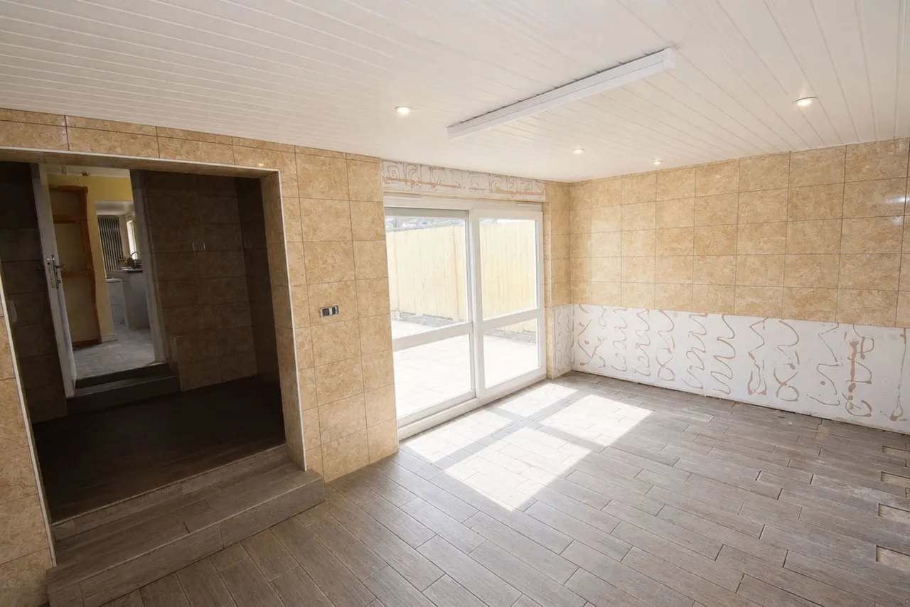 Larch Road, Kingswinford, DY6, photo 14