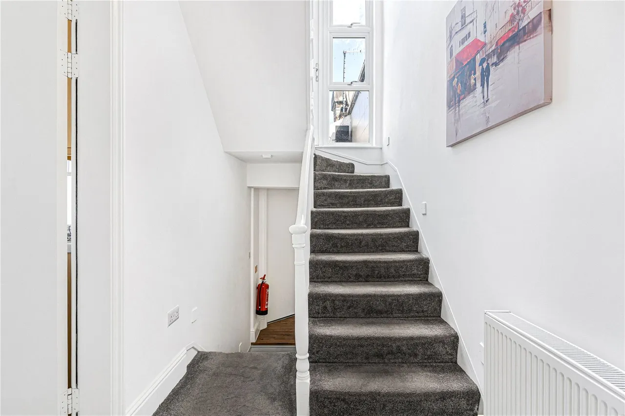 Disraeli Road, London, SW15, photo 15