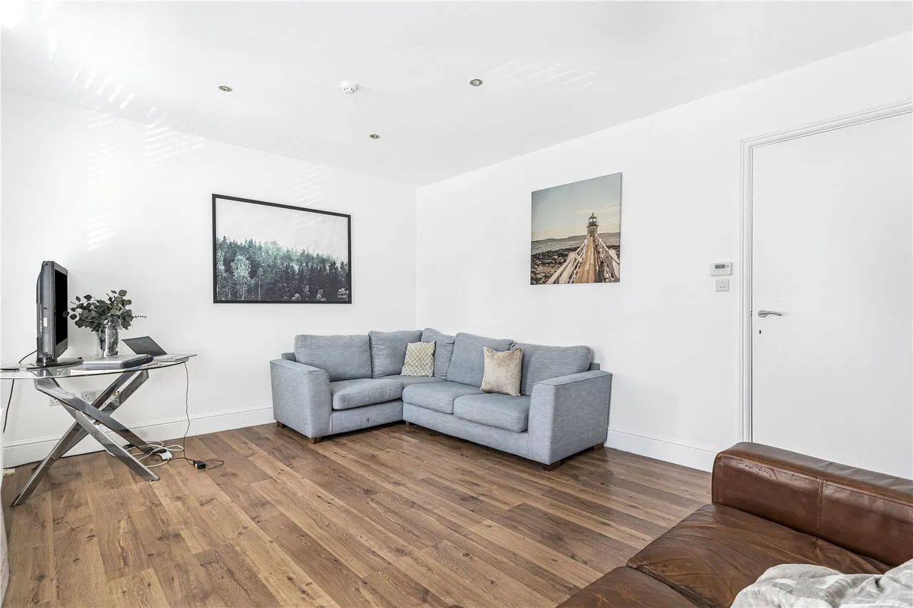 Disraeli Road, London, SW15, photo 16