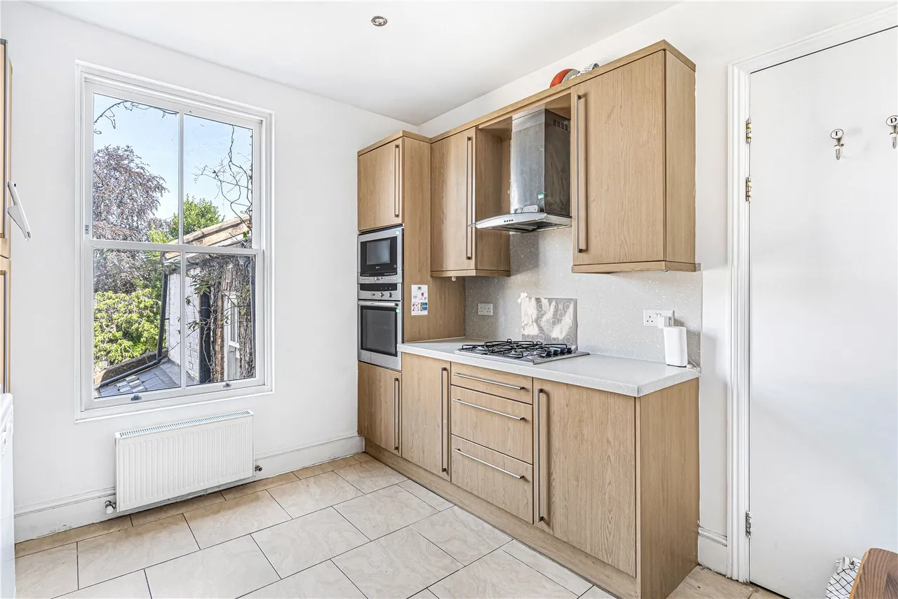 Disraeli Road, London, SW15, photo 12