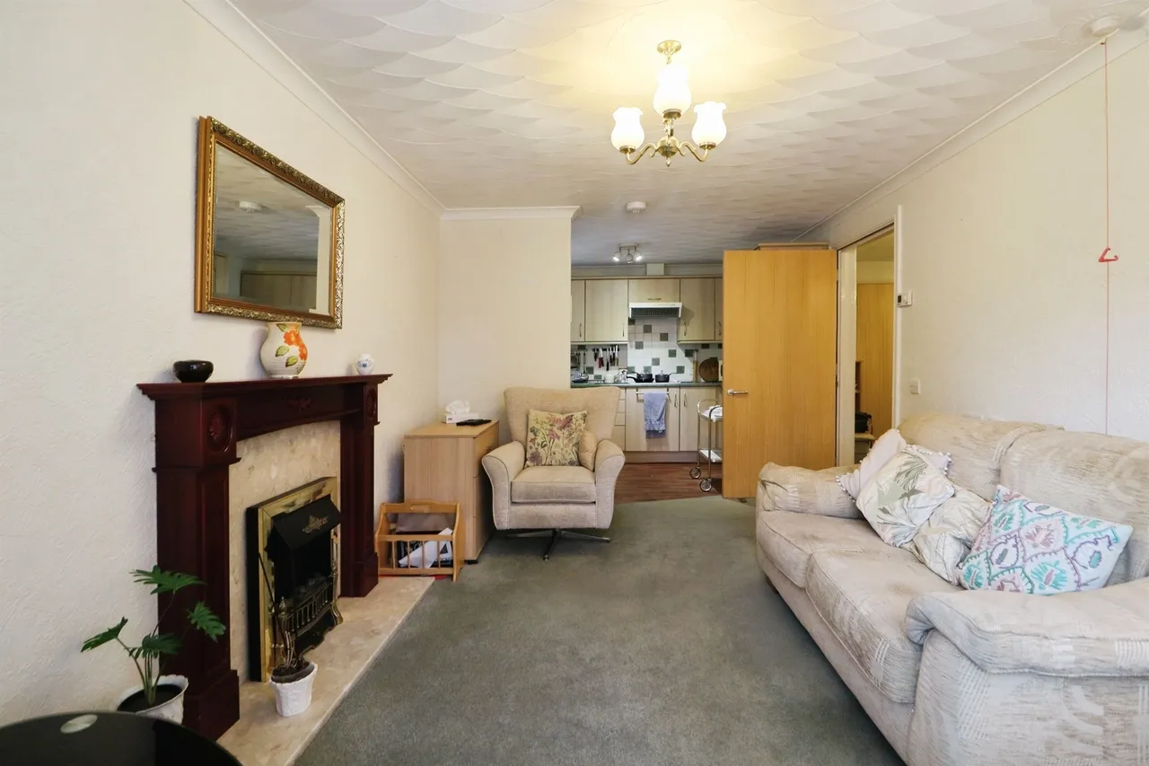 Stanwell Road, Penarth, CF64, photo 3