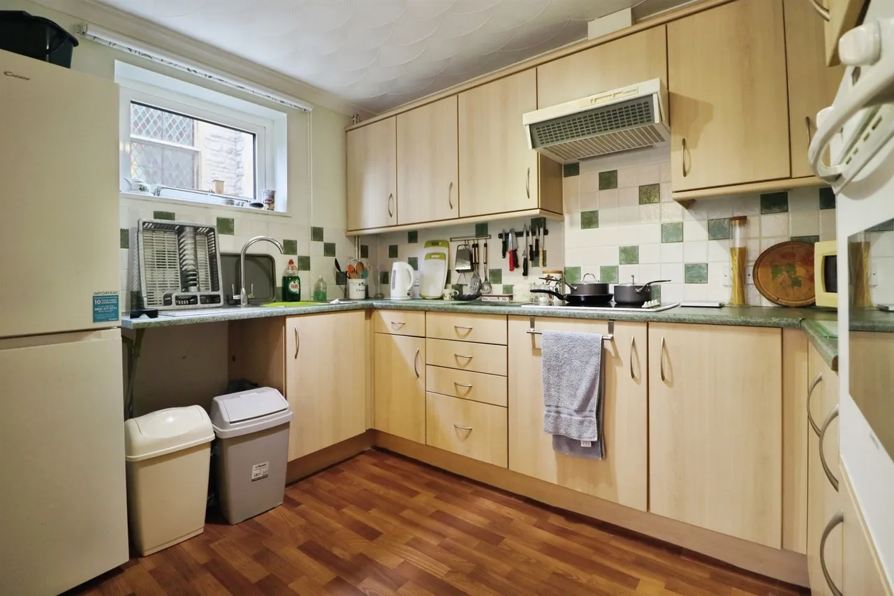 Stanwell Road, Penarth, CF64, photo 5