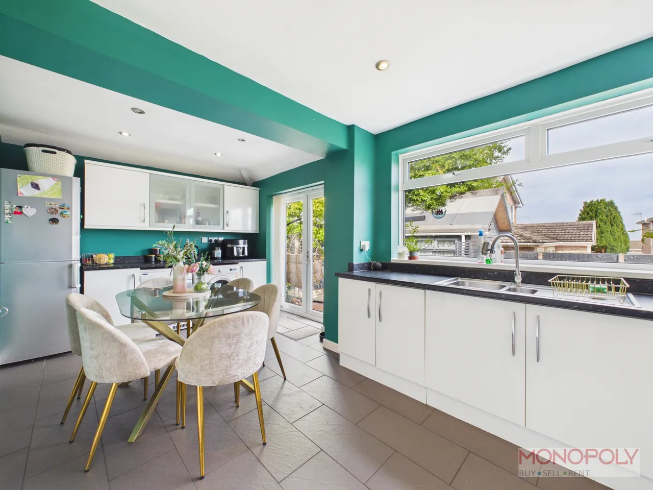 Yorke Avenue, Marchwiel, LL13, photo 4