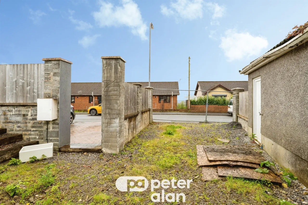 Talbot Road, Neath, SA10, photo 9