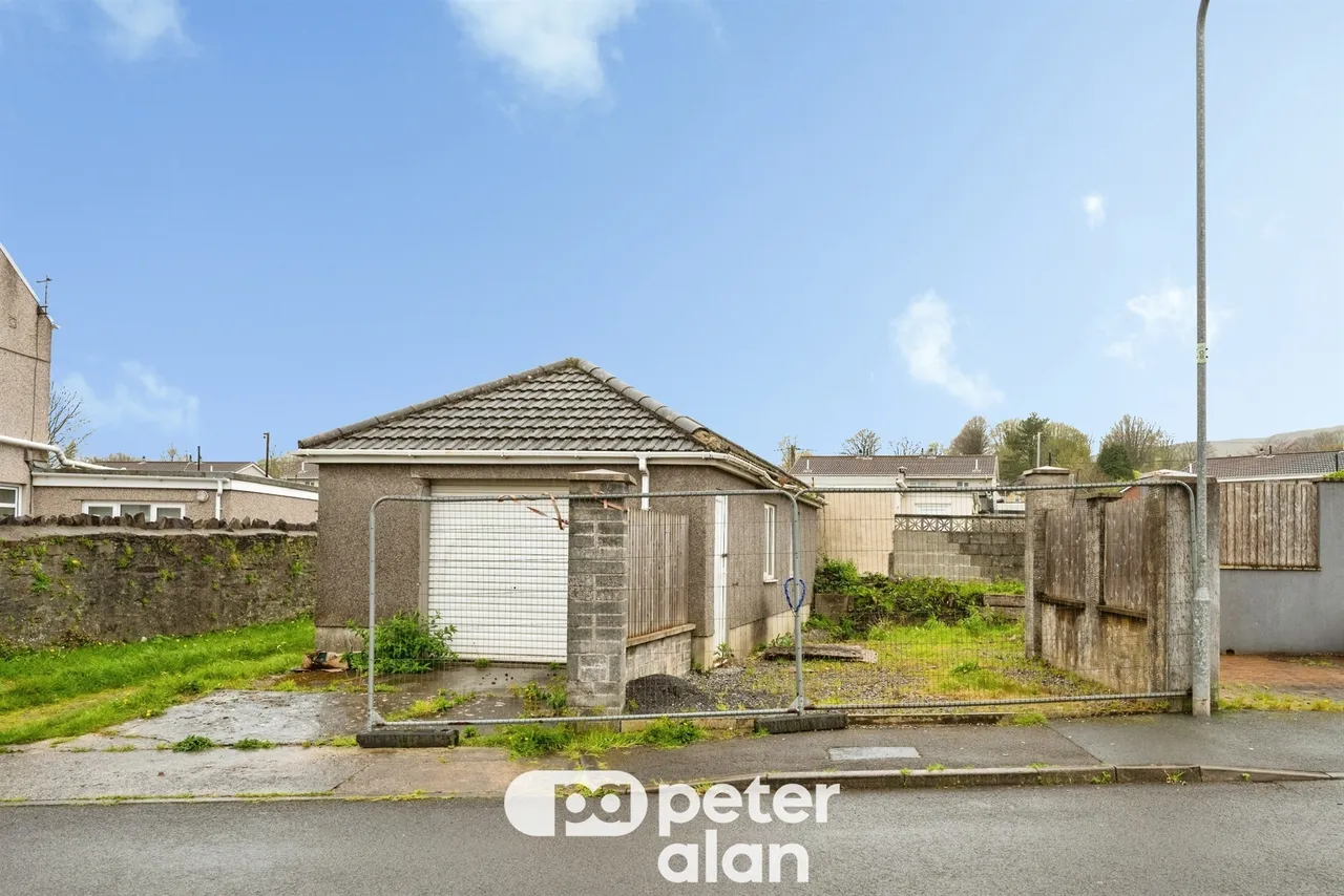 Talbot Road, Neath, SA10, photo 7