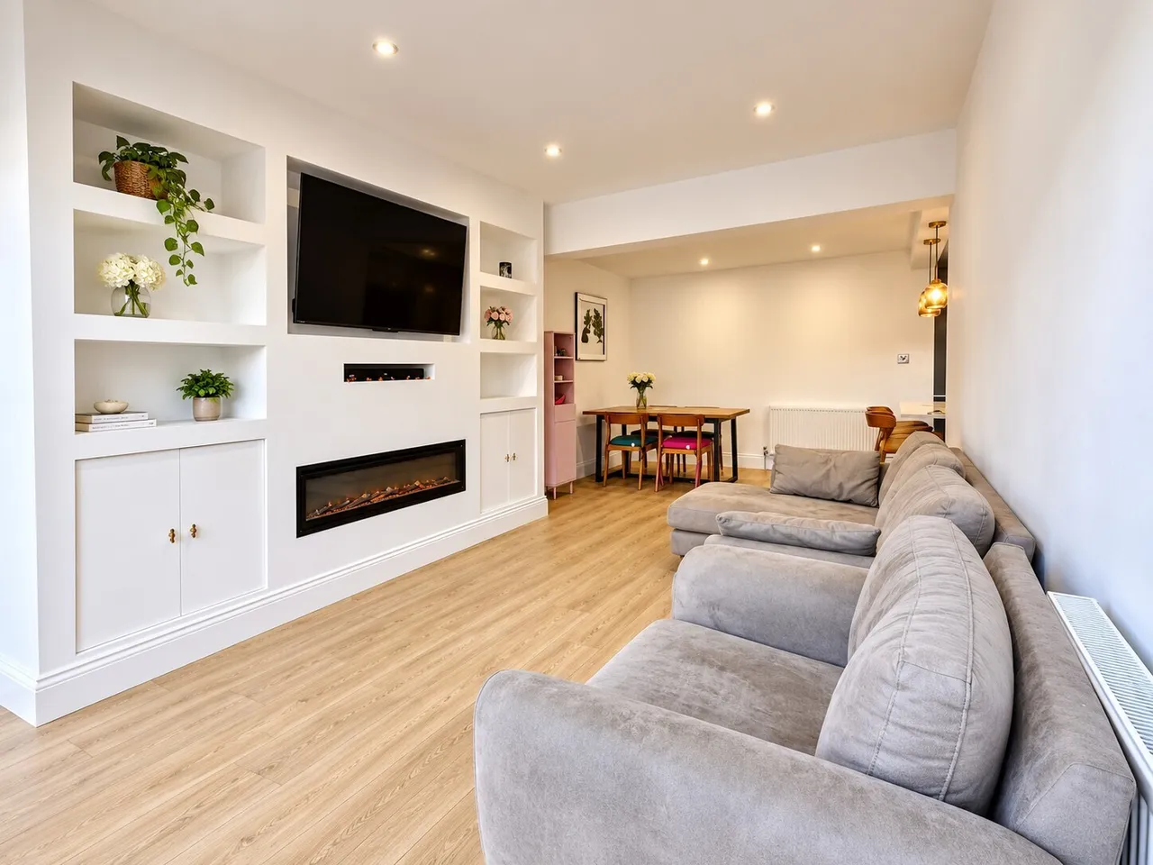 Lyndon Close, LS23, photo 11