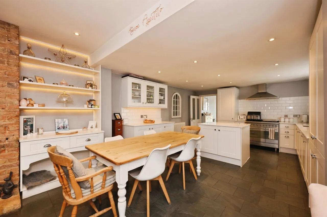 Whitley Road, Hoddesdon, photo 7