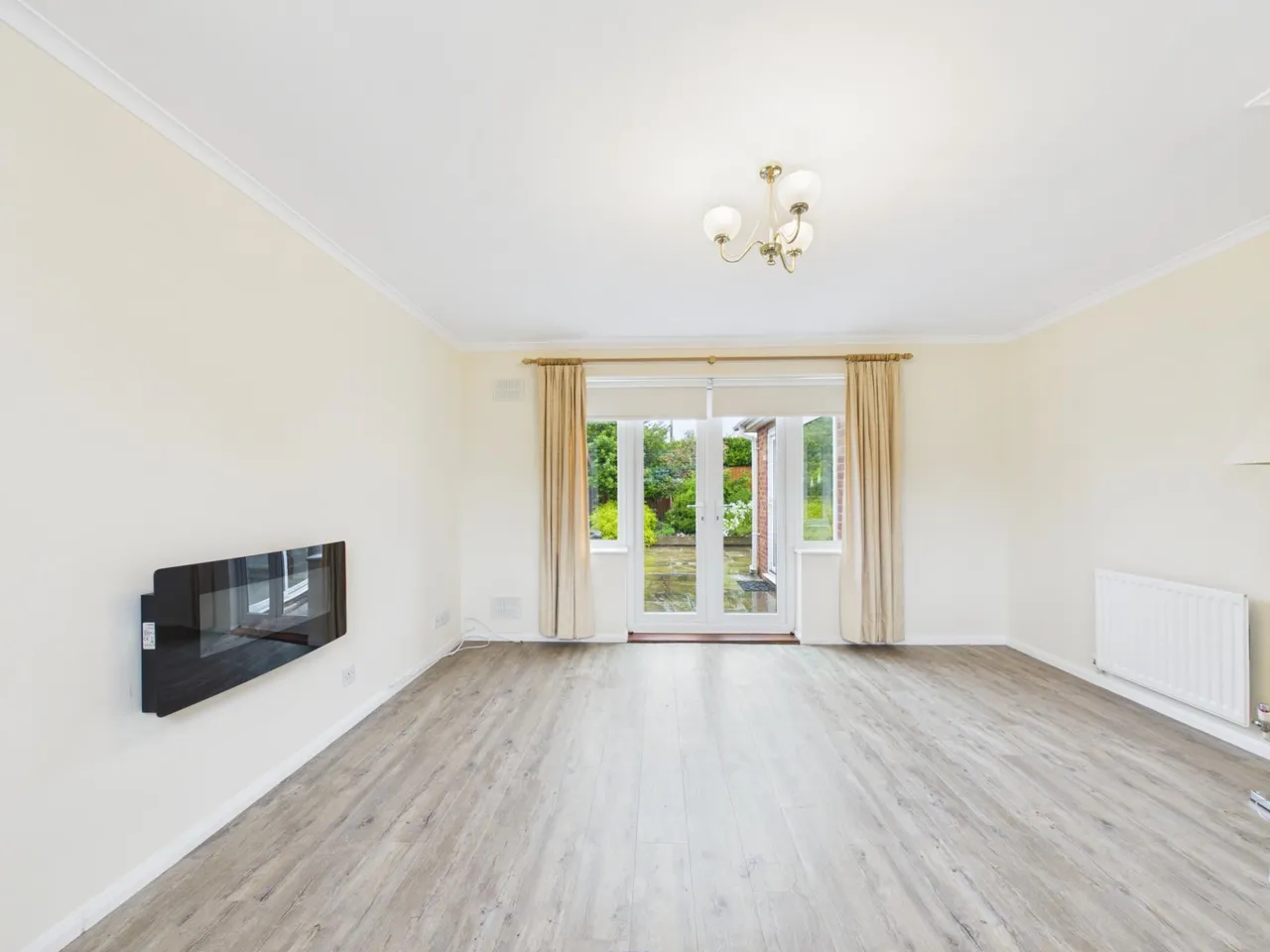 Sutton Close, Hinckley, LE10, photo 3