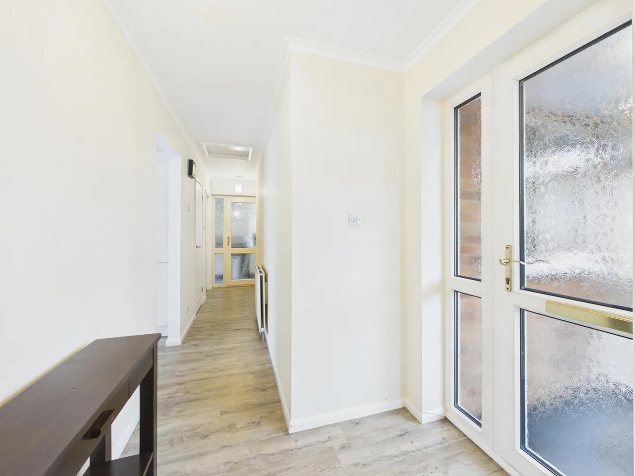 Sutton Close, Hinckley, LE10, photo 2