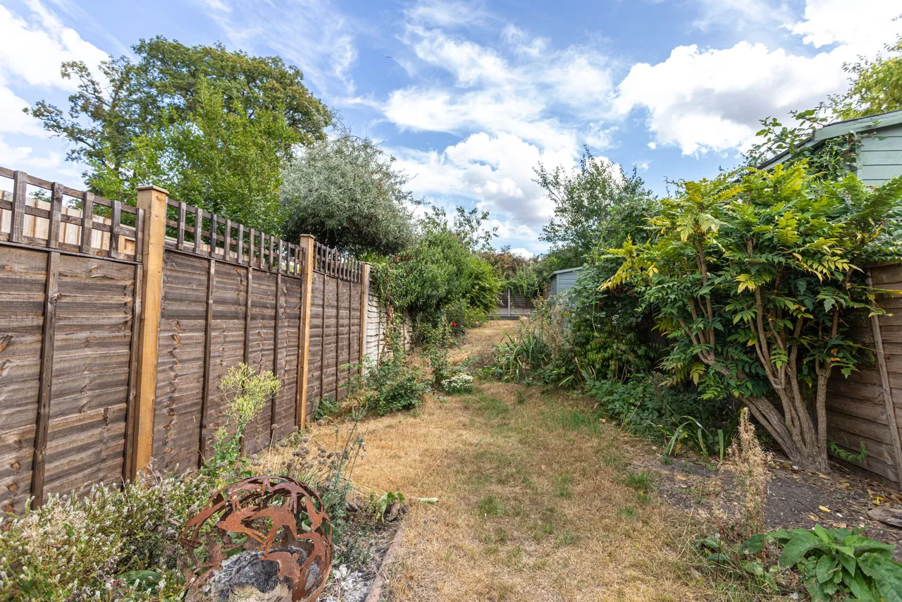 Cricket Green, Hartley Wintney, Hook, RG27 8PP, photo 15