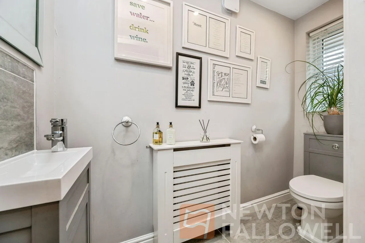 Leaf Avenue, Hampton Hargate, PE7, photo 9